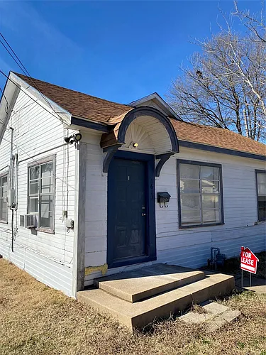 1613 Park St Photo 1
