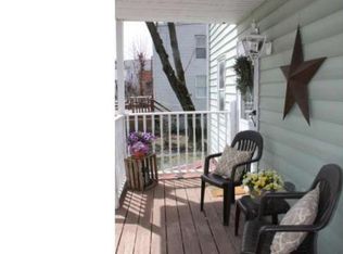 33 Acre St, Port Carbon, PA 17965
