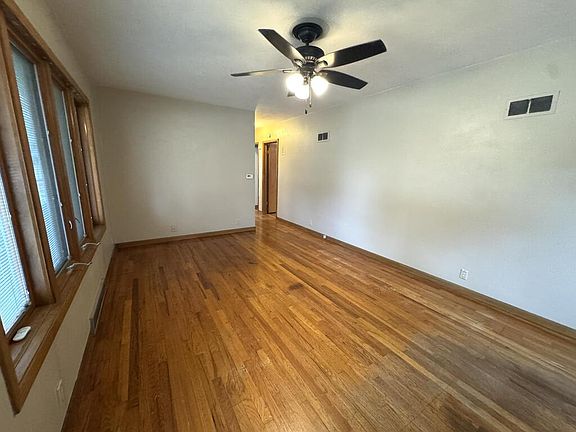 2nd image of 2635 15th Ave N