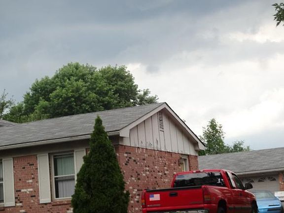 2nd image of 22324 Donnelly Ave