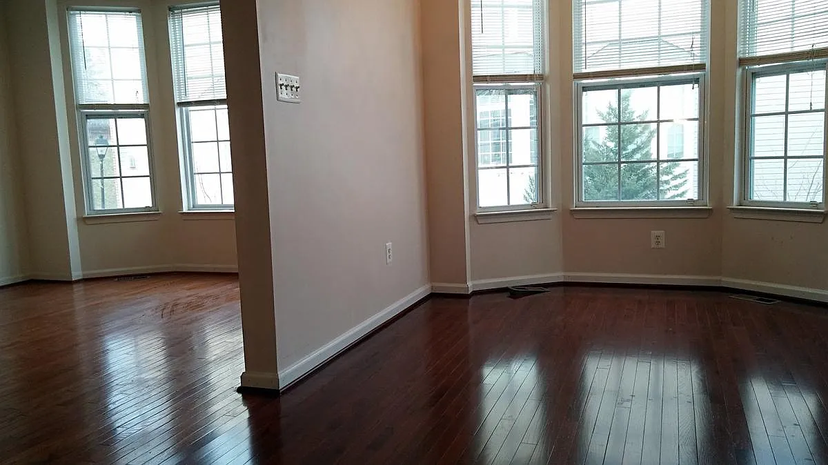 7130 Silverleaf Oak Road — Photo 4