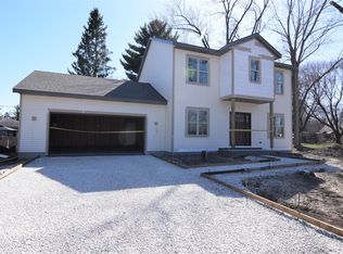 N55W37069 Roland St, Oconomowoc, WI 53066