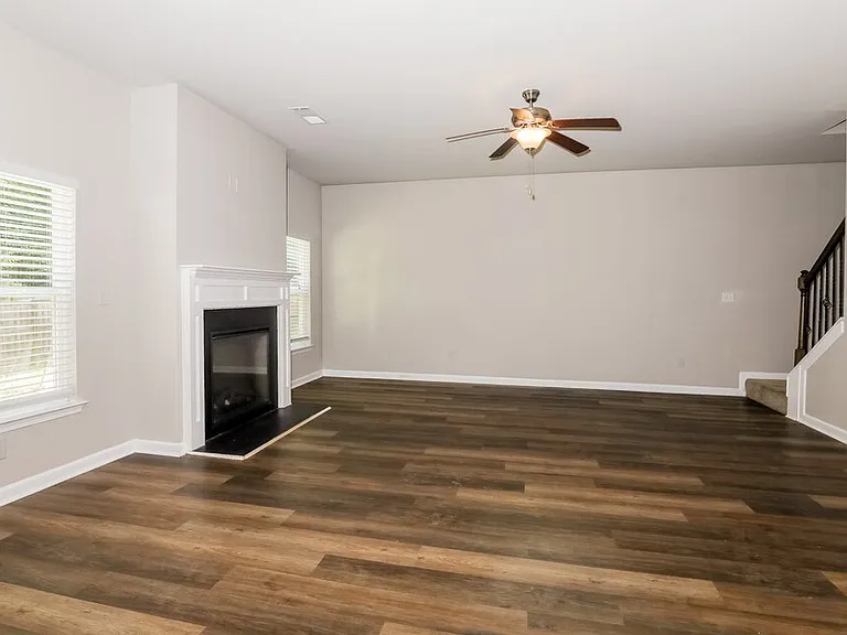 12222 Shelby Ct — Photo 4