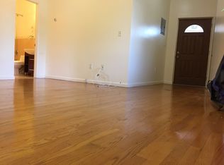 3601 165th St #3, Flushing, NY 11358