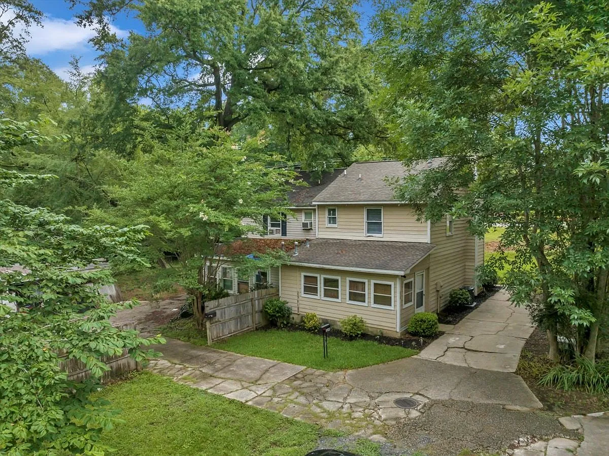 5200 Forsyth Road — Photo 4