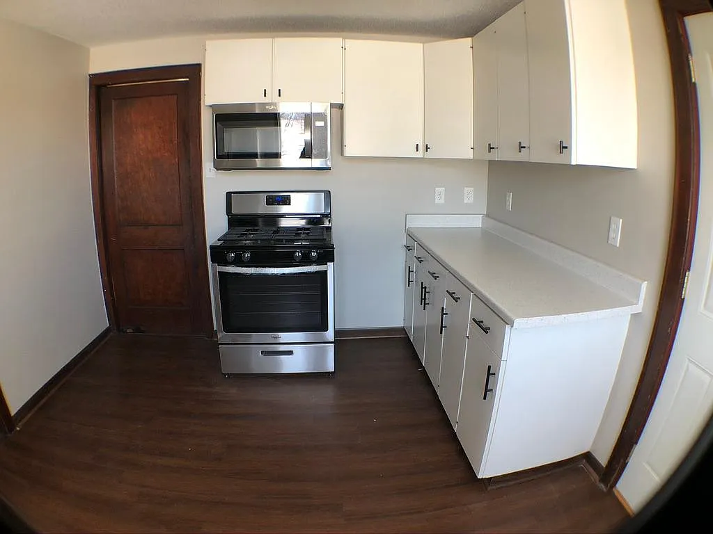 1 bed, 800 sqft, $1,400 — Photo 1