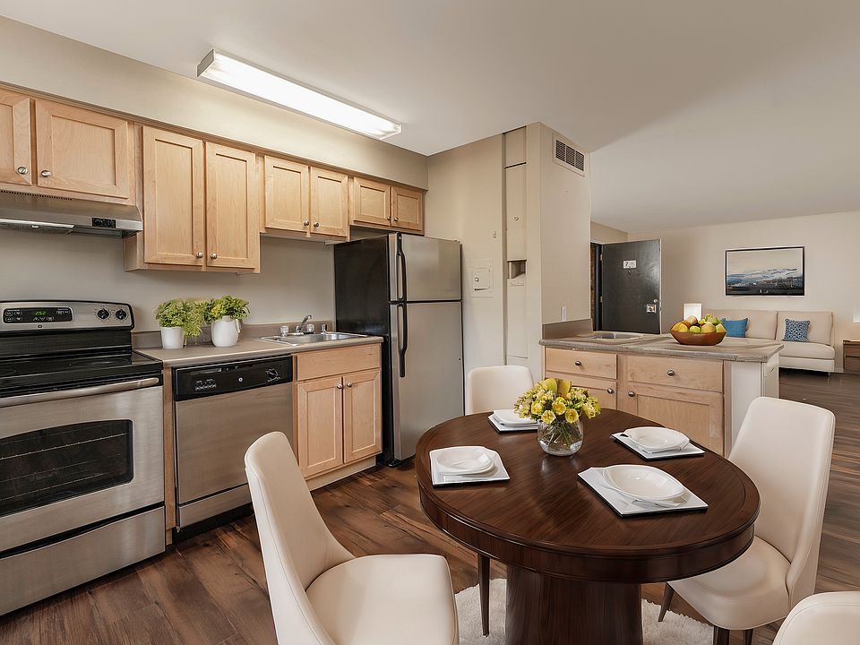 2 Bedroom 1 Bath 768 Sq FT