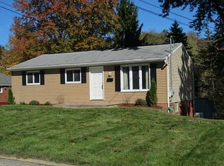 805 Greenhaven Dr, Bethel Park, PA