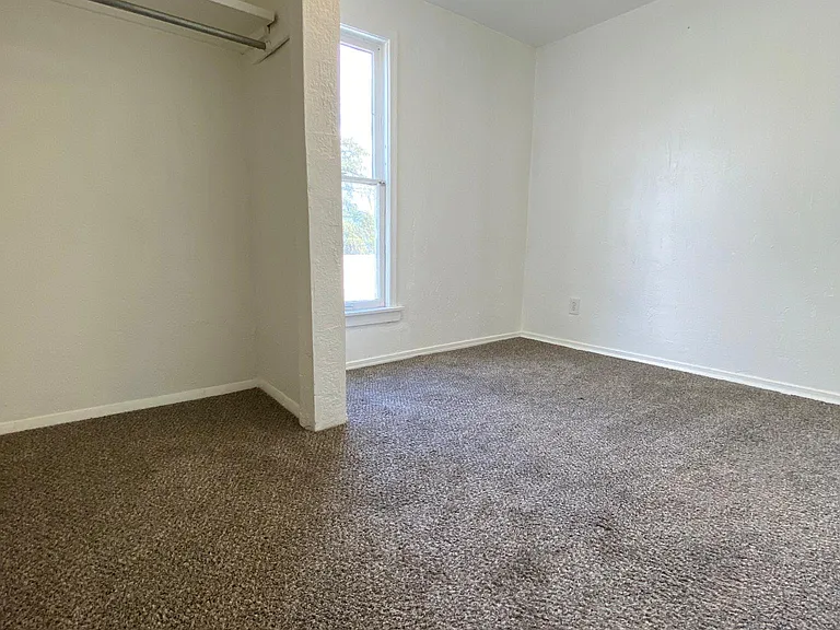 1247 Quarry Ave NW #2 — Photo 7
