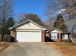 121 Dawn Dr, Madison, AL 35758