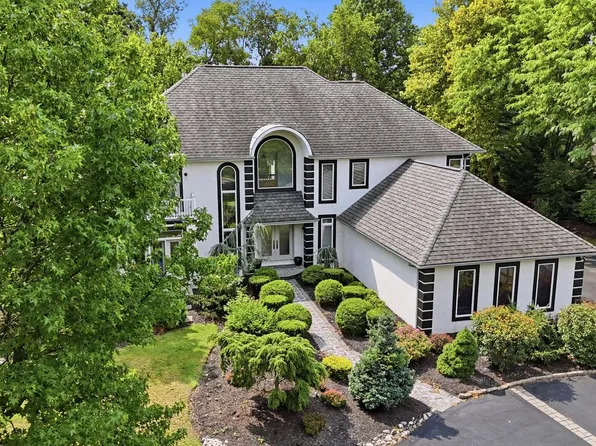 488 Anna Lynn Ln, Horsham, PA 19044