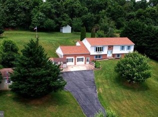 12380 High Point Rd, Felton, PA 17322