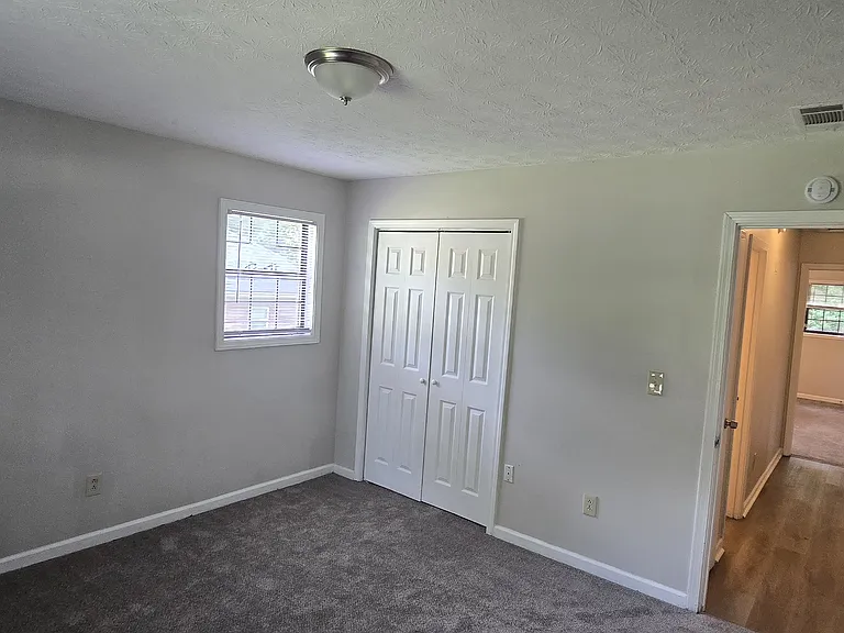 318 Freeport Dr #318 — Photo 6