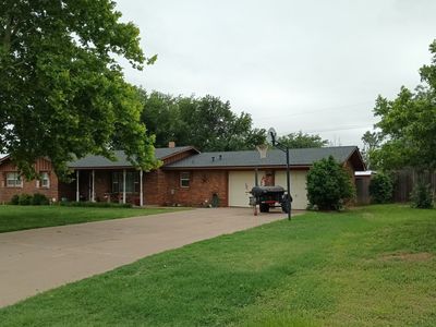 1211 Dallas St, Plainview, TX, 79072