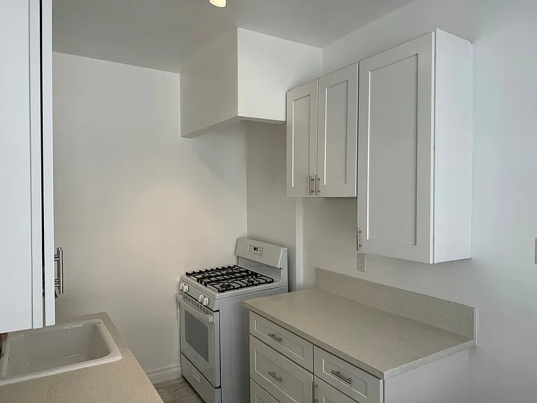 CB Executive Residences, LLC — Photo 22