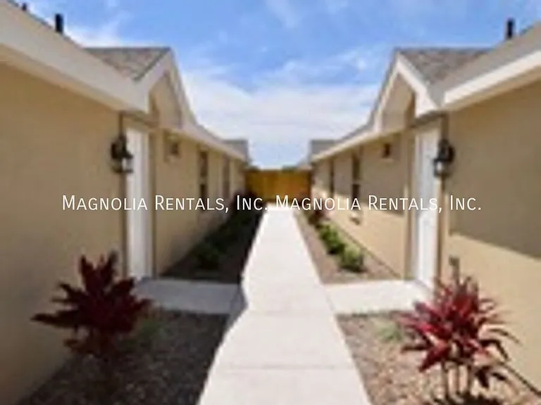 2122 Taxco Ct #3 — Photo 2