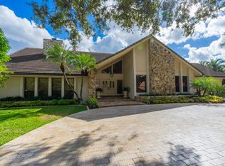 1720 Vestal Dr, Coral Springs, FL 33071