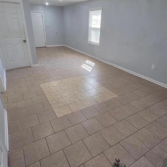 138 Lafayette St — Photo 10