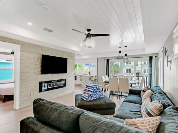 2411 Avenue C #ID1366638P