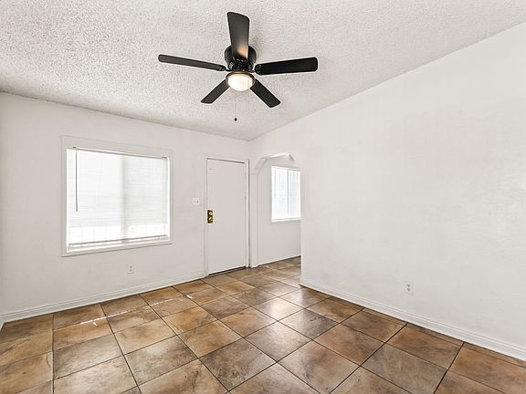 3rd image of 709 E 108th St #709