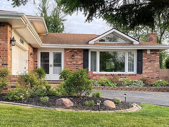 2nd image of 4209 Glen Oaks Dr