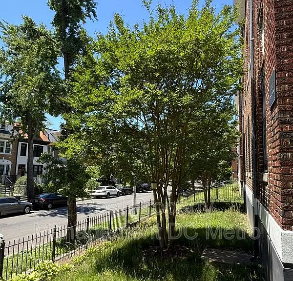 1441 Spring Rd NW #202 — Photo 21