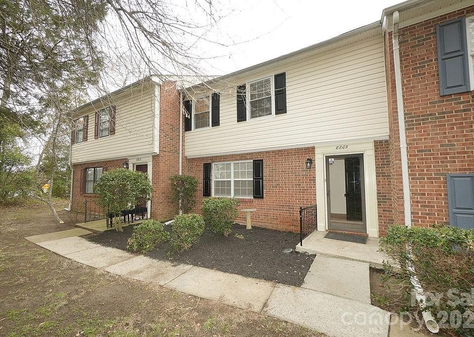 1st image of 8805 Hunter Ridge Dr