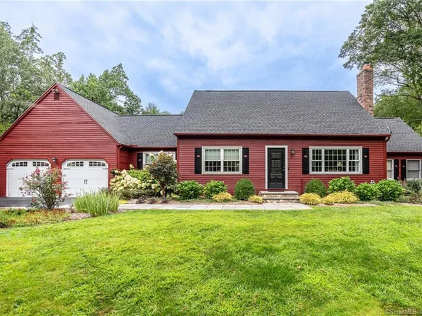 54 Highland Road, Oxford, CT 06478
