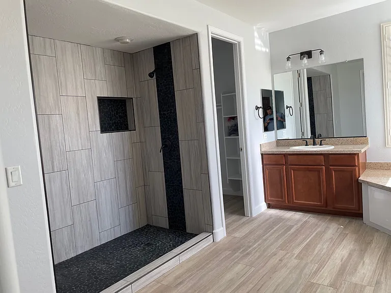 3305 E Windsor Dr — Photo 15