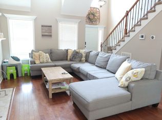 1101 Meachem Dr, Clarksville, TN 37042