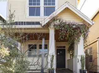 2758 NE Rodney Ave, Portland, OR 97212