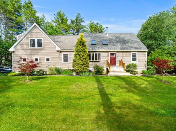12 Doe Farm Lane, Newmarket, NH 03857