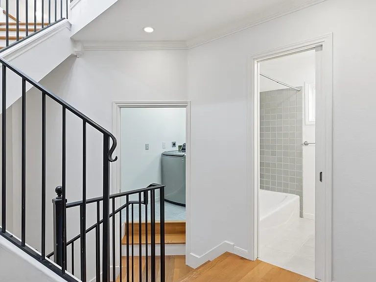 3801 Mia Tia Cir #B — Photo 16