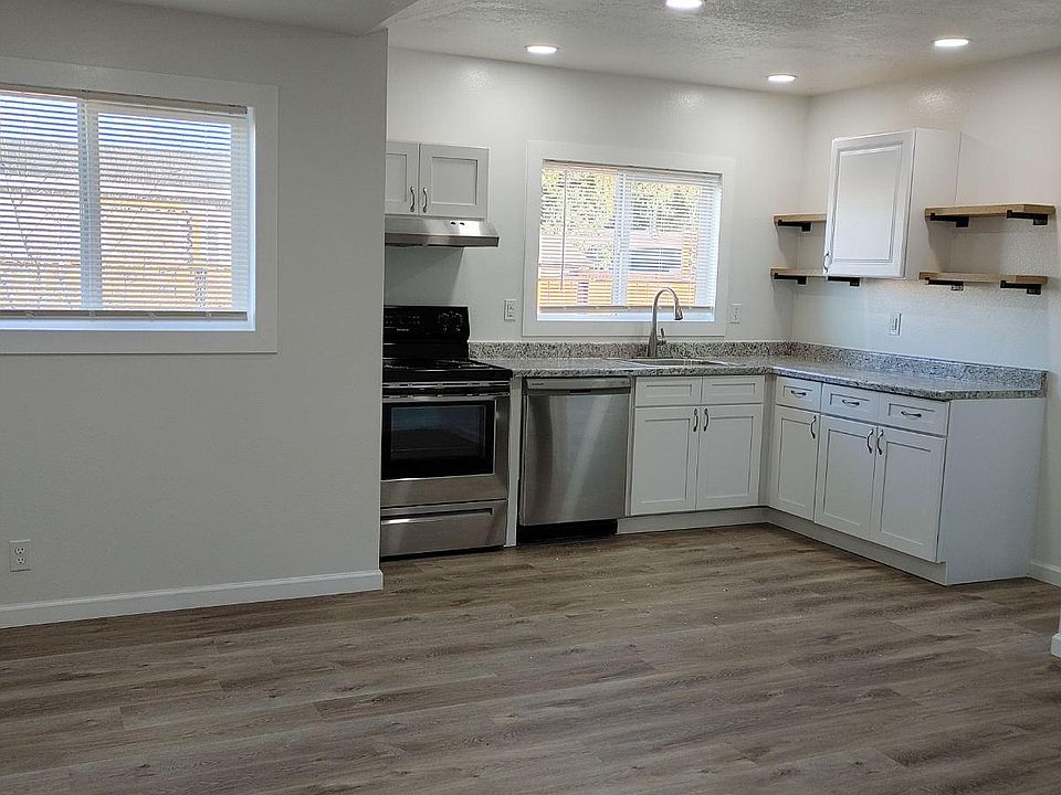 1st image of 718 N Montesano St #718