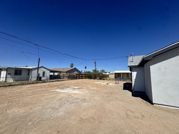 5657 S Rocky Rd