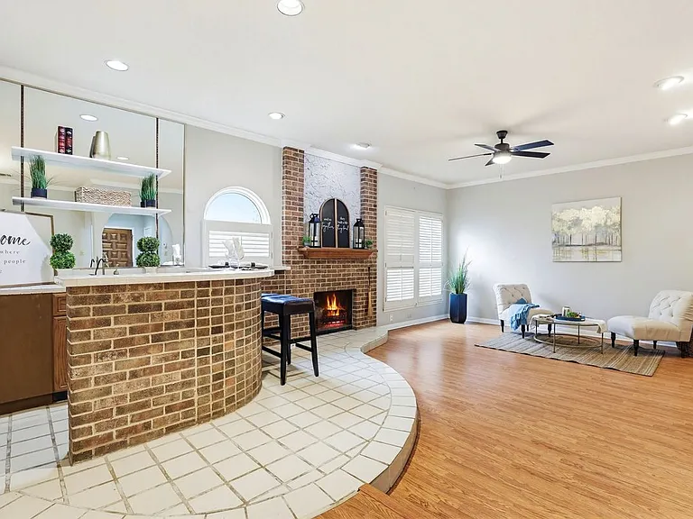19310 Boca Del Mar — Photo 1