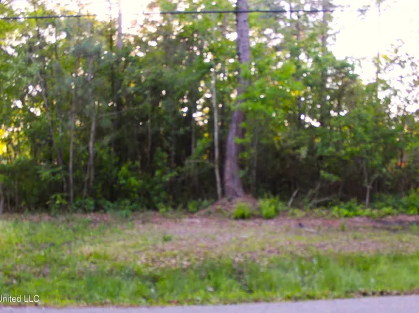 Holly Dr Lot 9, Gautier, MS 39553