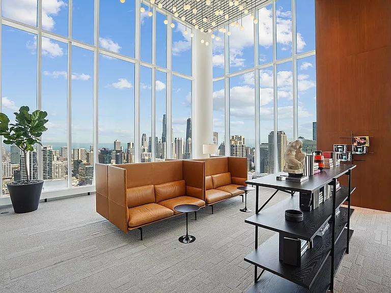 Wolf Point East Lounge