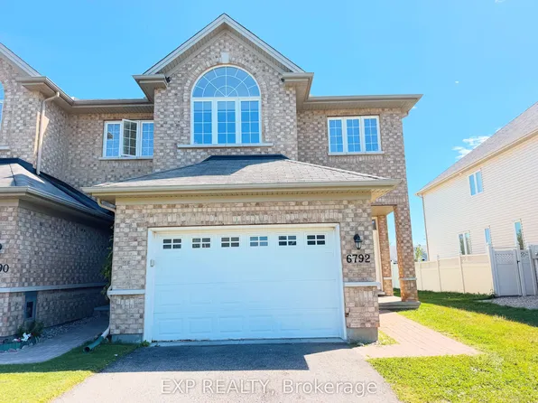 6792 Breanna Cardill St, Ottawa, ON K4P 0C3