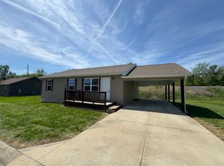 1819 Bridge St, Marion, IL 62959