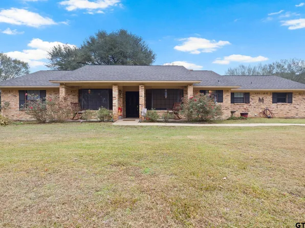 195 County Road 4164, Pittsburg, TX 75686