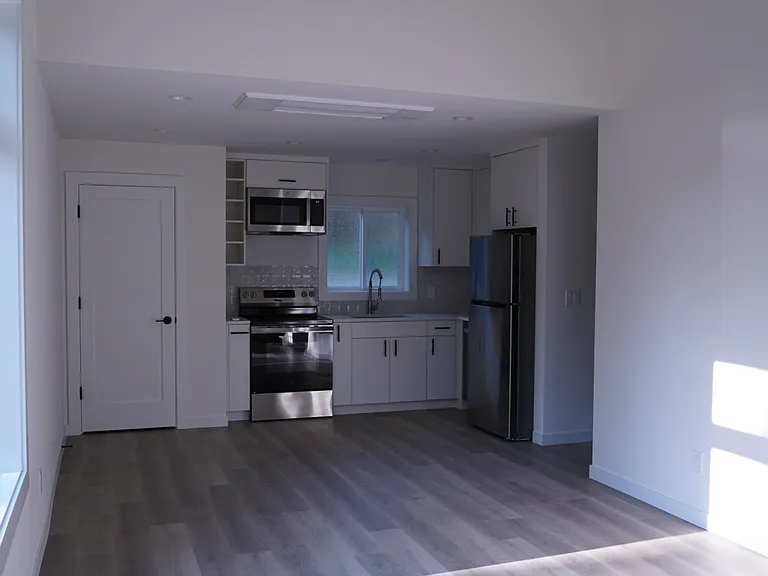 Entry into the living room