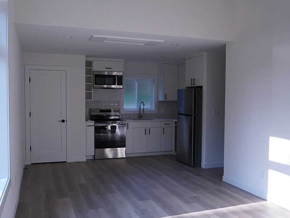 Entry into the living room