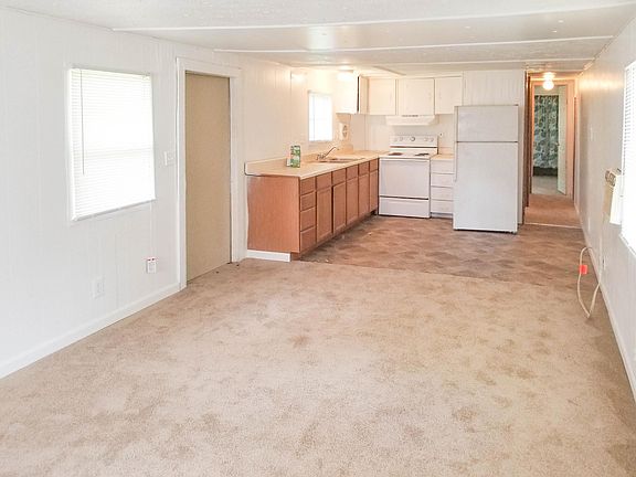 4th image of 12670 Longview Dr