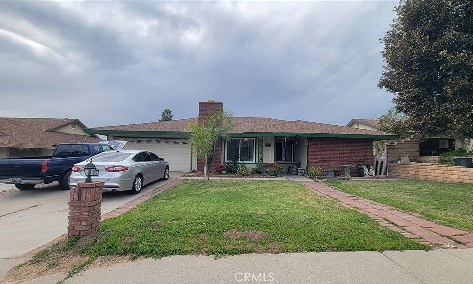 1st image of 2904 Oleta Ln