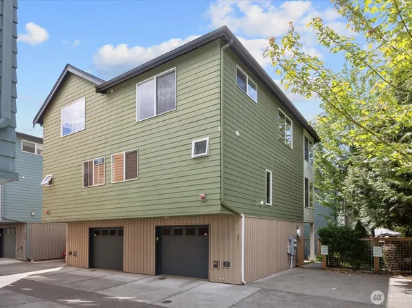 470 N 130th Street, Seattle, WA 98133