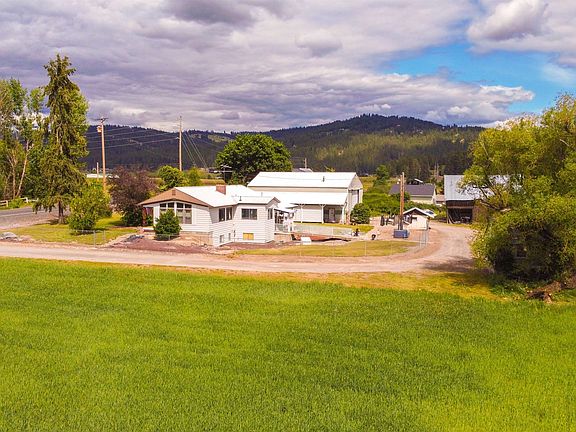 3rd image of 13014 E Mount Spokane Park Dr