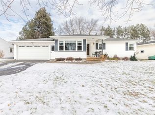 74 Harmony Ln, Rochester, NY 14622