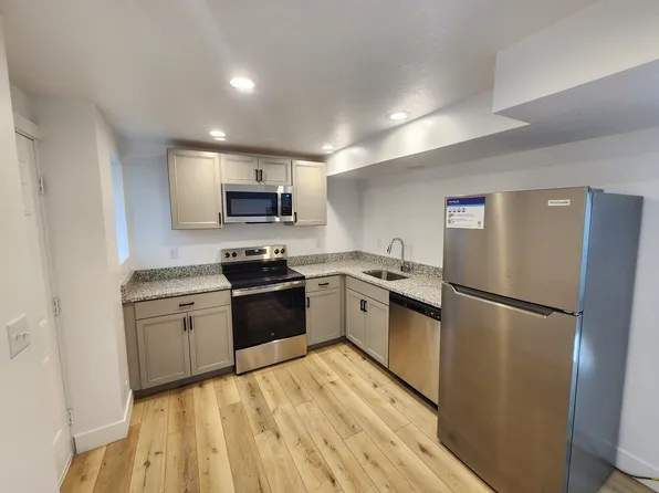 (undisclosed Address), Roy, UT 84067