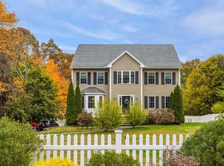 3 Gordon Rd, North Reading, MA 01864